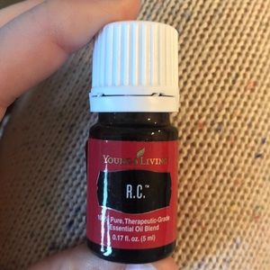 Young Living Essential Oil 🌱 R.C.